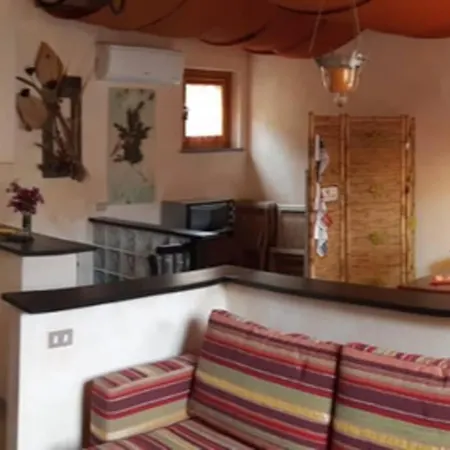 Casa Elicriso Apartment *